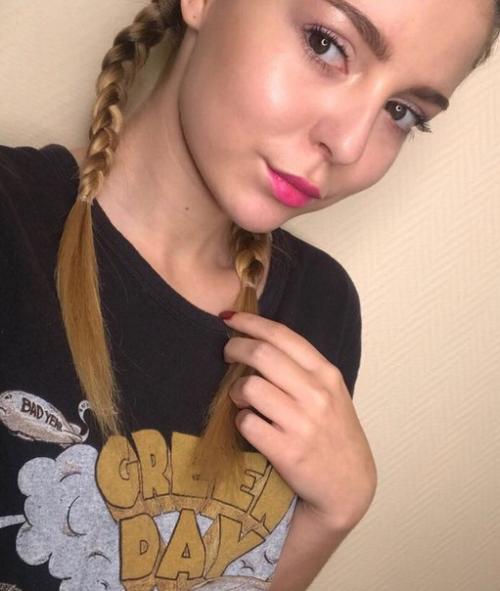 Милые девушки, в канун нового года, каждая из нас хочет выглядеть неотразимо на всех новогодних мероприятиях! 05