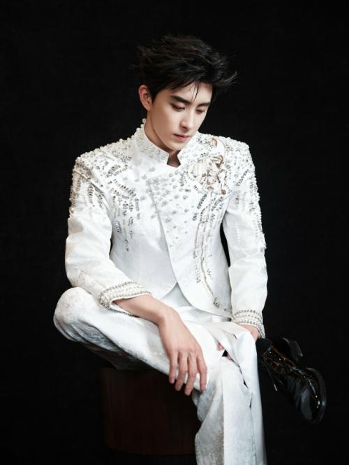 Обновление Weibo студии ао жуйпэна: 07