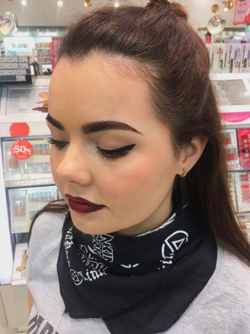 Всем здравствуйте!  Я - визажист/стилист любою творить и делать девушек чуточку счастливее? 02