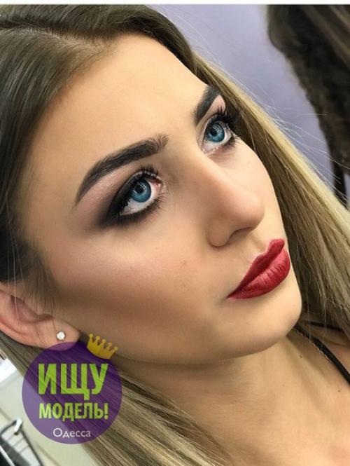 Девули!  Кто ещё не успел найти себе мастера по макияжу и прическе на новый год, мы спешим поделиться отличной новостью! 02