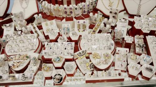 Ваша красота - это наша работа? 01 Ваша красота - это наша работа? 01