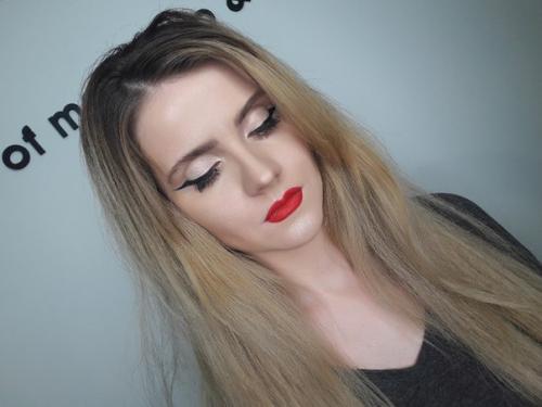 Дорогие девочки!  Расскажу вам о том, что необходимо нам с вами при создании образа с выездом на дом к вам. 01