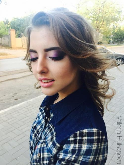 Новогодние скидки?  Сделай репост данного объявления и получи скидку 20% на макияж? 02