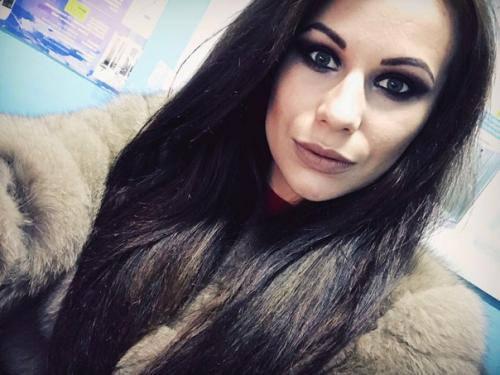 Дорогие девочки, невесты, выпускницы и мои любимые клиенты, я рада вас видеть на моей страничке! 03