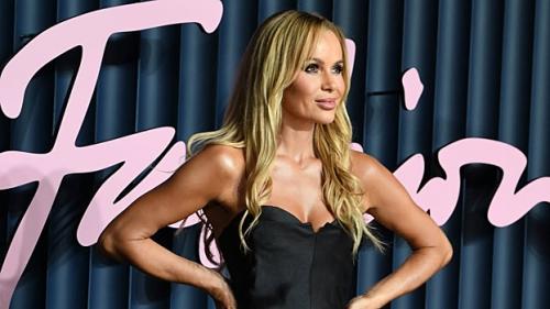 Известная телеведущая в свет в провокационном наряде вышла.

