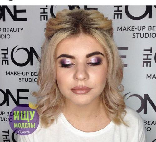 Девули!  Кто ещё не успел найти себе мастера по макияжу и прическе на новый год, мы спешим поделиться отличной новостью! 03