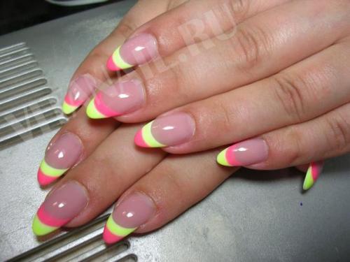 Чаще всего на виду бывают наши руки. 02