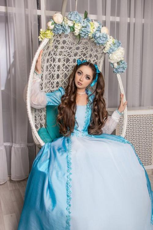 Милые девушки?  В преддверии новогодних праздников? 02