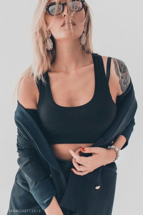 Мы ищем моделей на фотосессию? 01