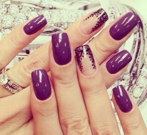 В честь нового года мастера предлагают вам маникюр и макияж с прической всего за 5000. 05