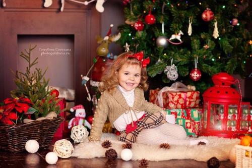 В предверии новогодних праздников, мы приглашаем вас поучаствовать в фотосъемке. 02