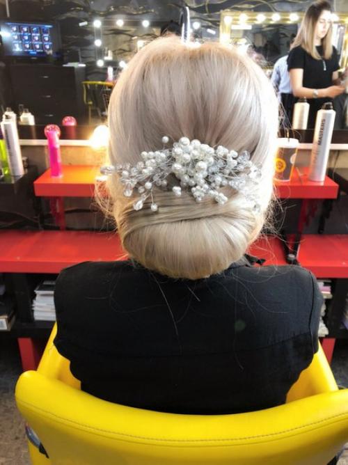 Дорогие девочки?  Приглашаю вас к себе на макияж, прическу и локоны? 01