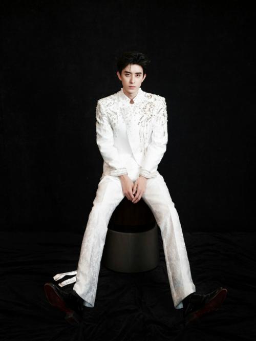 Обновление Weibo студии ао жуйпэна: 08