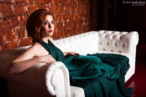 Дорогие девушки, все кто не успел записаться на новогодние фотосессии. 05