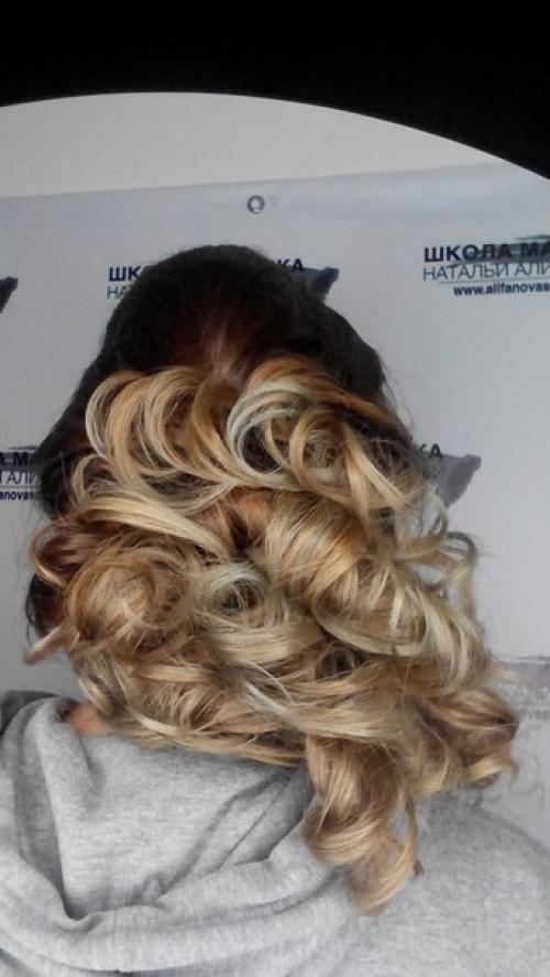 Милые девушки кто ещё не записался на макияж, прическу а также кто ещё не сделать красивыми свои бровки. 03