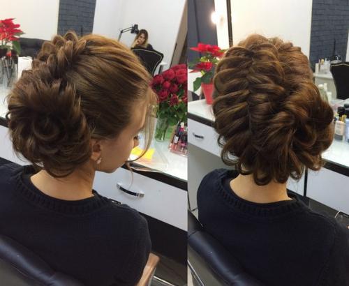 С огромной радостью помогу вам быть неотразимыми в самые прекрасные и ответственные моменты вашей жизни! 04