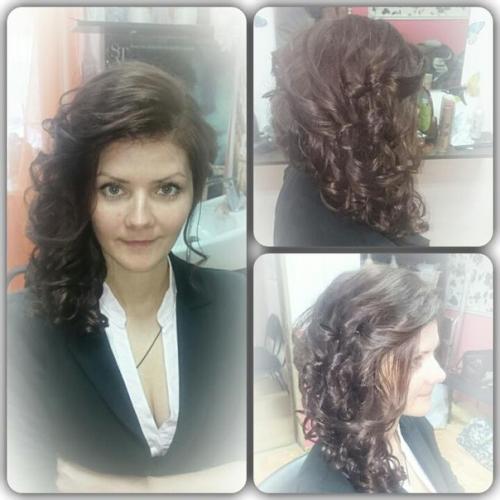 Уважаемые красавицы) приглашаю вас к себе на причёски укладки и макияж) до 8 марта включительно действуют скидки. 02