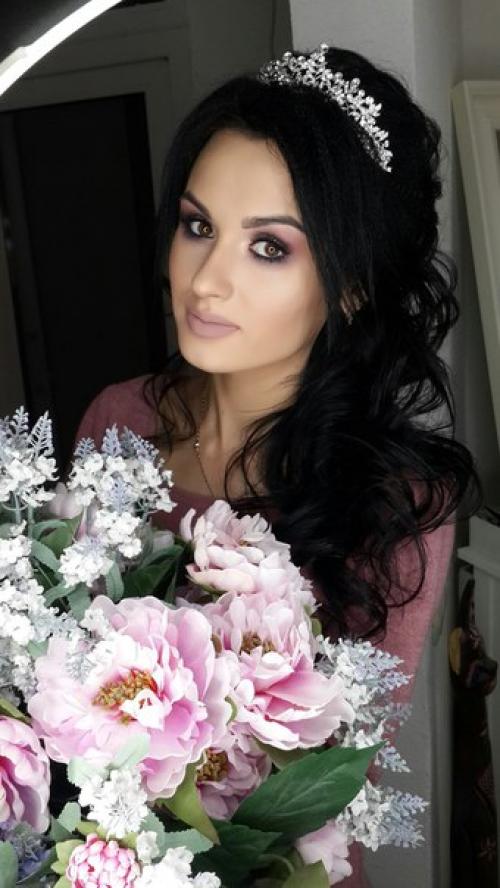 Ищу моделей для вечерних образов? 06