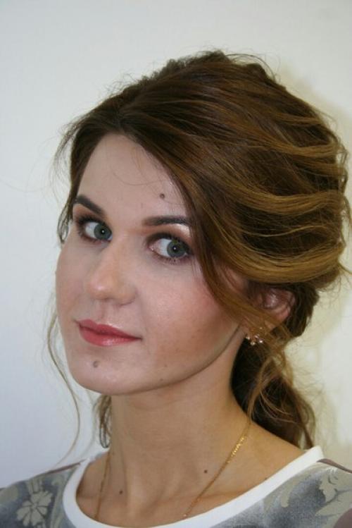 Вчера собирала любимую Кариночку в кино. 06