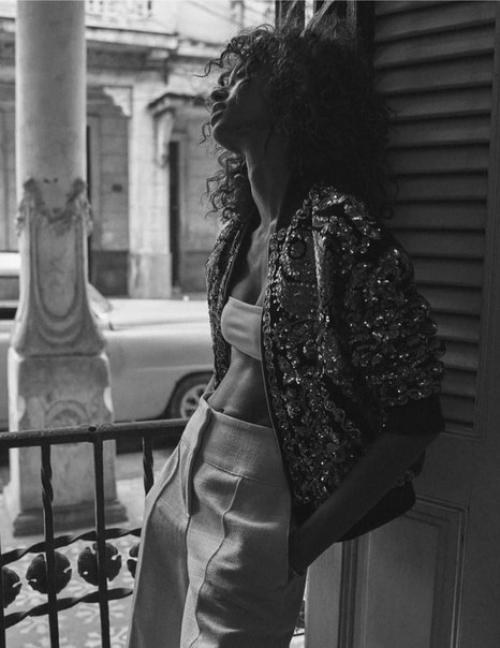 Bienvenida, Cuba: Анаис мали в фотосессии Бенни Хорна для Vogue Spain March 2016. 01