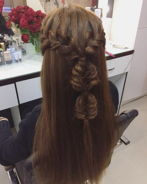 С огромной радостью помогу вам быть неотразимыми в самые прекрасные и ответственные моменты вашей жизни! 02