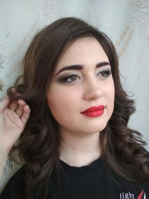 Ищу моделей для пополнения клиентской базы. 05