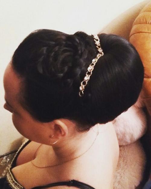 Привет девчули?  Предлагаю свою услуги по прическе и макияжу? 03