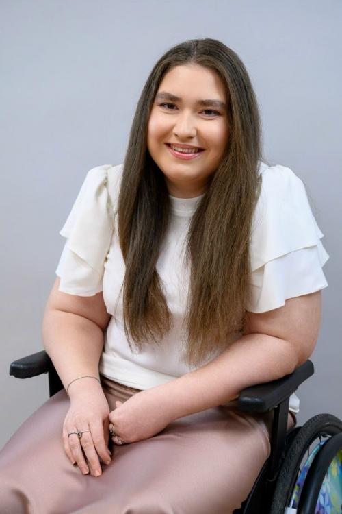 Праздничная фотосессия для девочек прошла в фонде Берег Надежды накануне 8 марта. 08