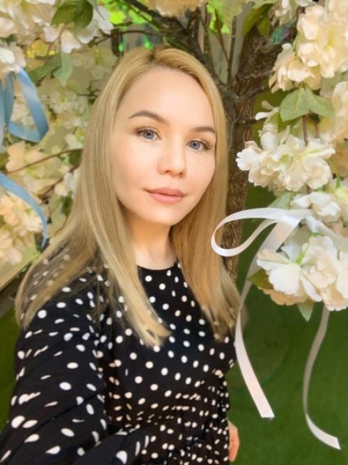 У меня нет потрясающей фигуры или плоского живота. 02