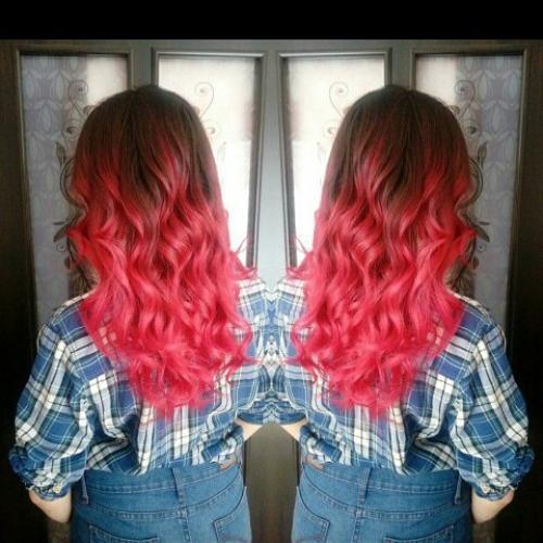 Я могу, предоставить любые услуги связанные с парикмахерским делом. 04