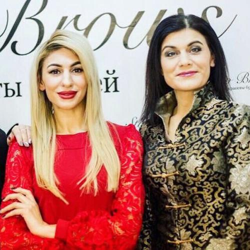 School? Studio Beauty. 01 School? Studio Beauty. 01