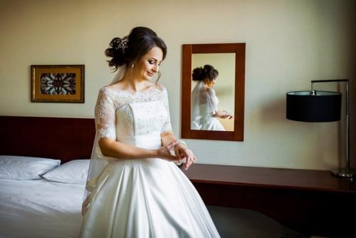 Девушки - будущие клиенты. 03