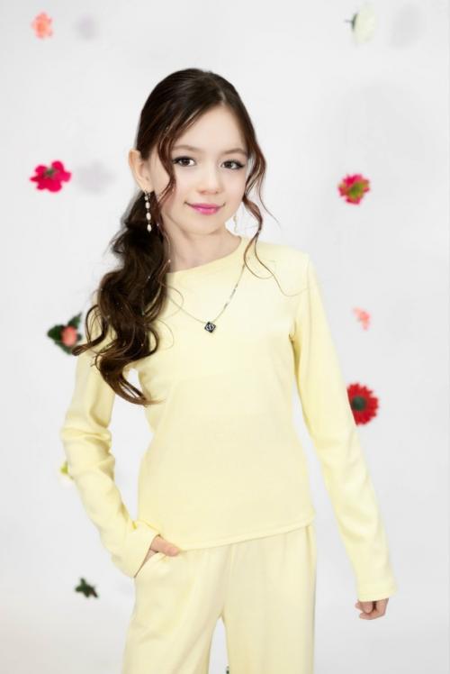 Лёгкая эстетика, утончённый стиль и искренние эмоции, которые оживают в каждом кадре. 04