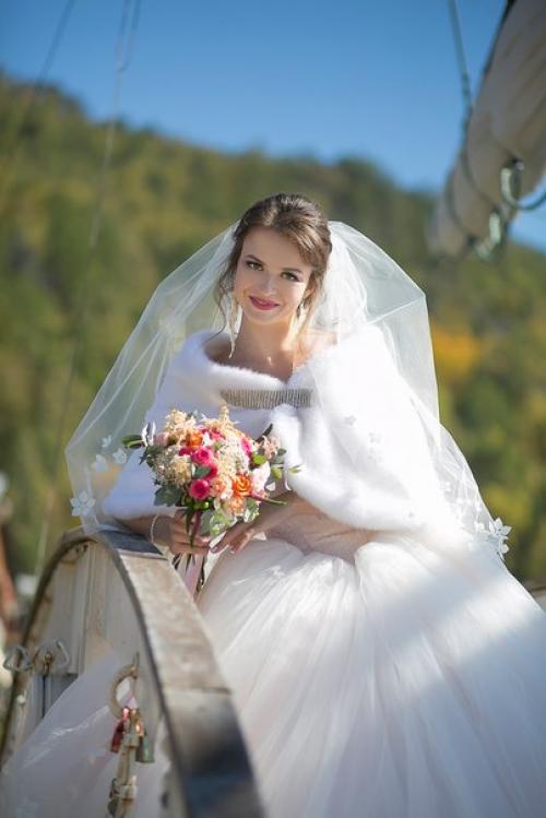 С удовольствием помогу вам создать запоминающийся, волнующий, восхитительный образ? 01