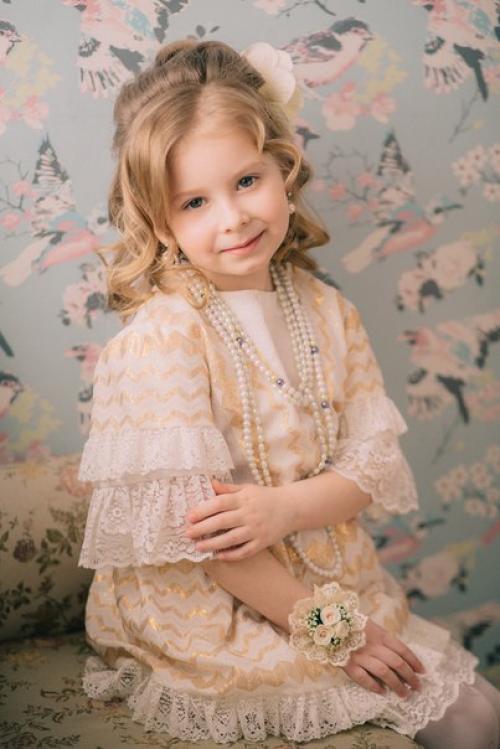 Недавно я приняла участие в очень необычном фотопроекте - маленькая мисс Иваново. 01