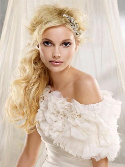 Всем привет. Кто желает осуществить такую задумку: идея ангела и демона в сознании человека, противоречия внутри человека и тд. 01