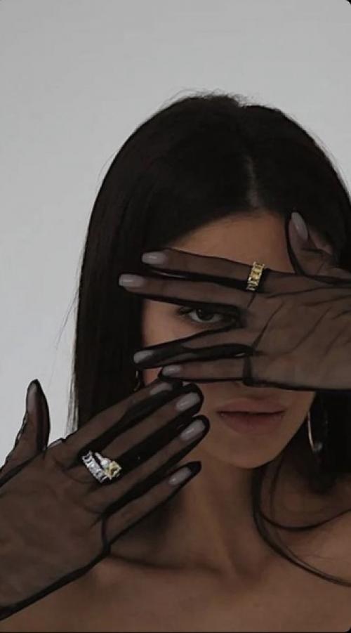 Мы ищем модель на фотосессию 9 марта в студию 46 Studio с 11. 03