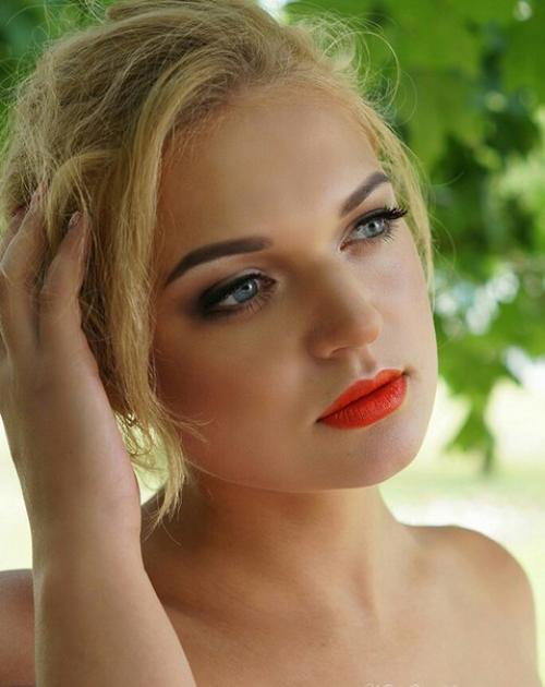 Приглашаю вас подчеркнуть свою красоту прической, воздушными локонами или ажурными косами? 03