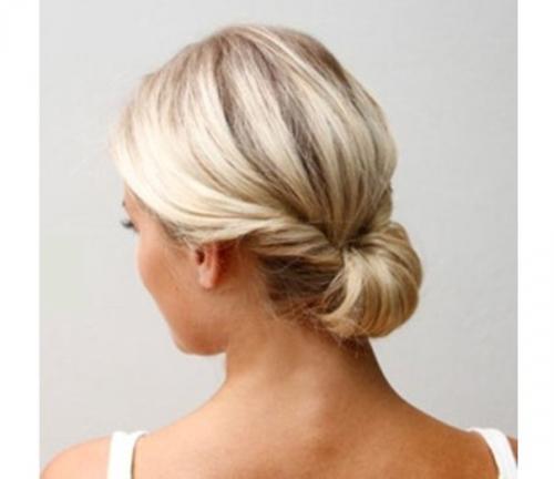 Как бы не менялась мода, мужчину в женщине всегда будет привлекать ее женственность и подчеркнутое отличие от мужчин. 04