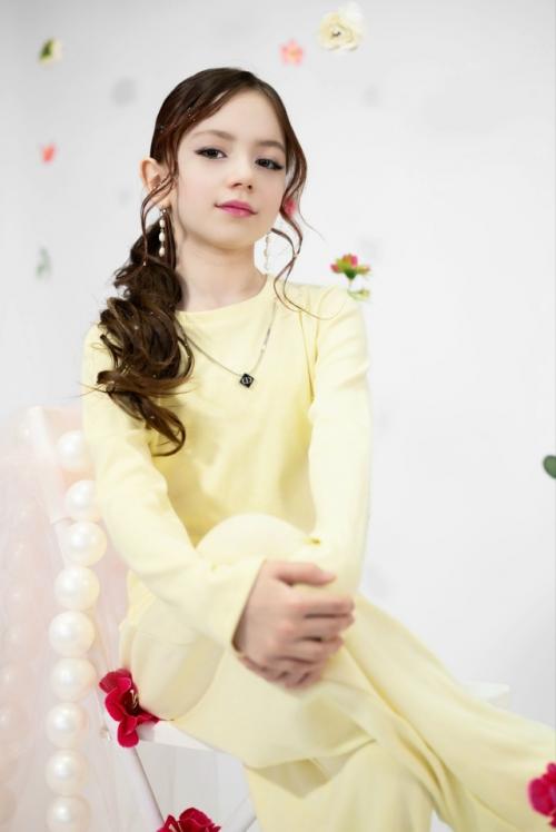 Лёгкая эстетика, утончённый стиль и искренние эмоции, которые оживают в каждом кадре. 01