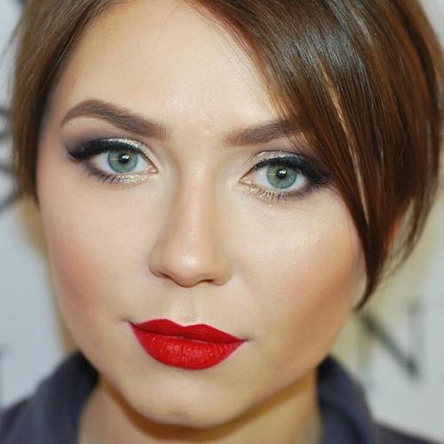 Модель!  Дорогие дорогие красотки!  предверии выпускного вечера, уже поступают записи на макияж и причёски! 01