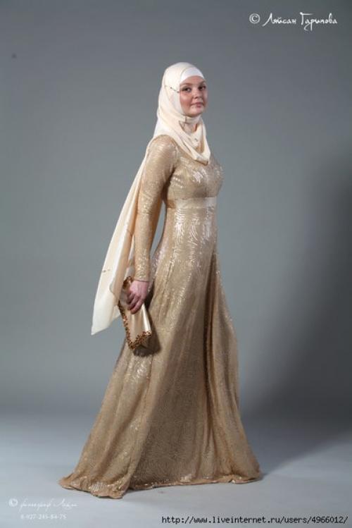 По какой-то причине многие воспринимают стиль мусульманок, как ущемление их женственности. 06