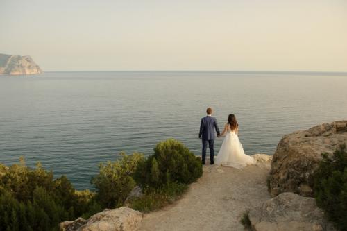 Что делать?  Куда бежать? 06