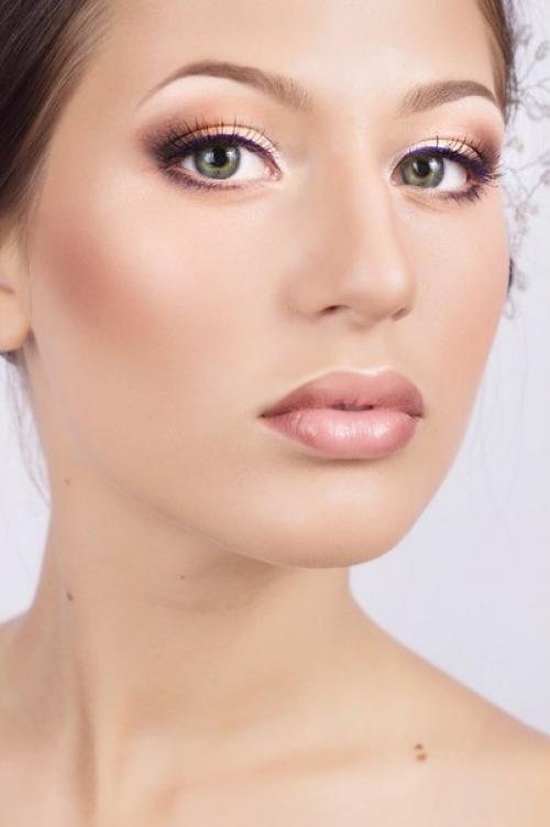 Девочки!  Нужны симпатичные модельки для отработки красивых, салонных макияжей на моих занятиях! 01