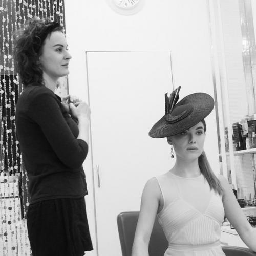 А мы снимаем передачу про шляпки и стиль для телеканала Мир! 07