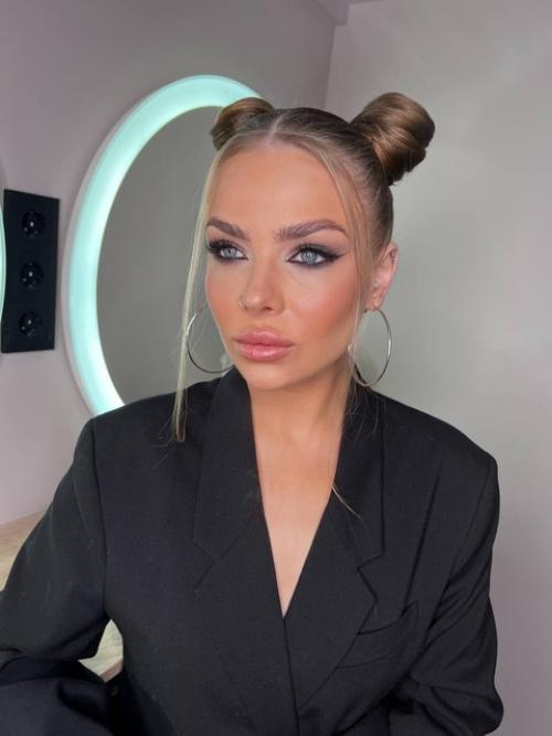 Безупречный макияж и стильная прическа - это работа профессионала! 02