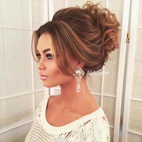 Выпускники! Самое время начать подбирать не только шикарный наряд на выпускной, но и соответствующие для него прическу. 06 Выпускники! Самое время начать подбирать не только шикарный наряд на выпускной, но и соответствующие для него прическу. 06