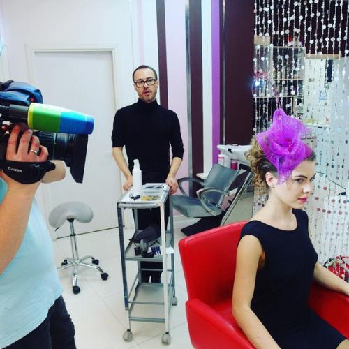 А мы снимаем передачу про шляпки и стиль для телеканала Мир! 03