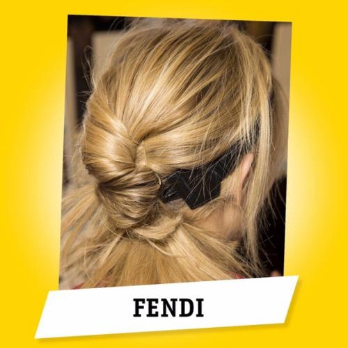 Стараниями стилистов самая удобная прическа ещё и модной стала. 02