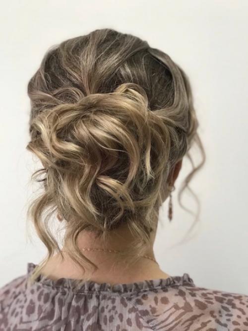 Мы верим, что все женщины прекрасны и без макияжа, но с макияжем они могущественно прекрасны. 02